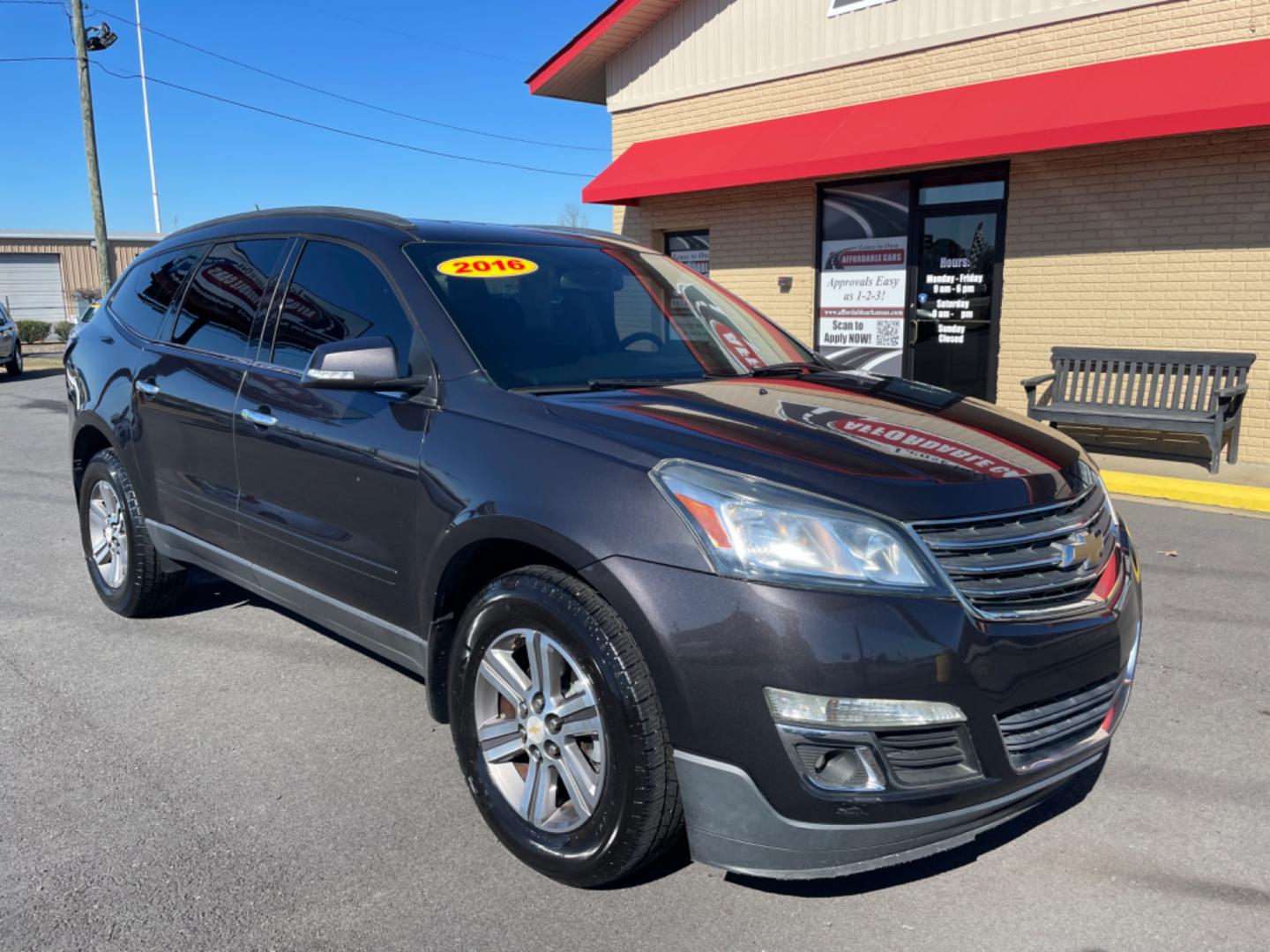 2016 Black Chevrolet Traverse (1GNKRHKD0GJ) with an V6, 3.6 Liter engine, Automatic, 6-Spd transmission, located at 8008 Warden Rd, Sherwood, AR, 72120, (501) 801-6100, 34.830078, -92.186684 - Photo#1